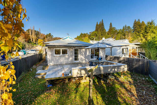 11 Knox Street