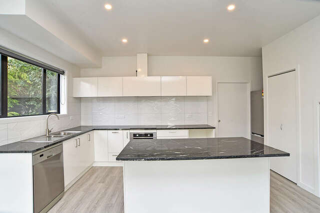 1/254B Middleton Road