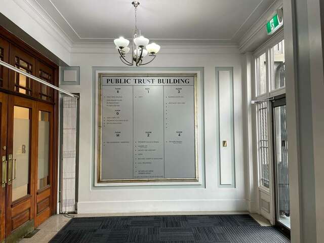 442 Moray Place (Public Trust building)