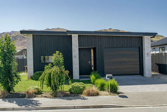 3 Dawkins Street 