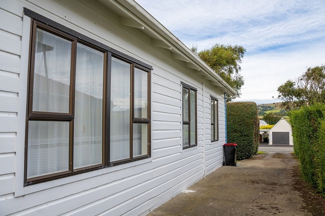 6 Halkirk Street