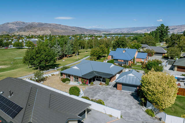35 Cairnmuir Crescent
