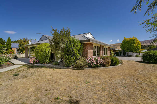 35 Cairnmuir Crescent