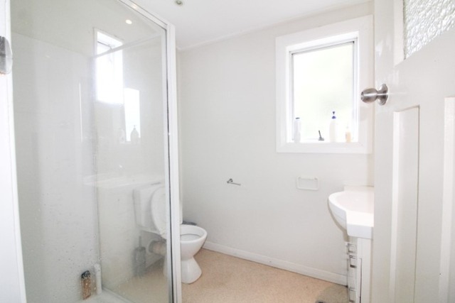 Room 3/13 Russell Street