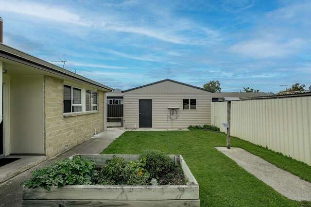1B Antimony Crescent