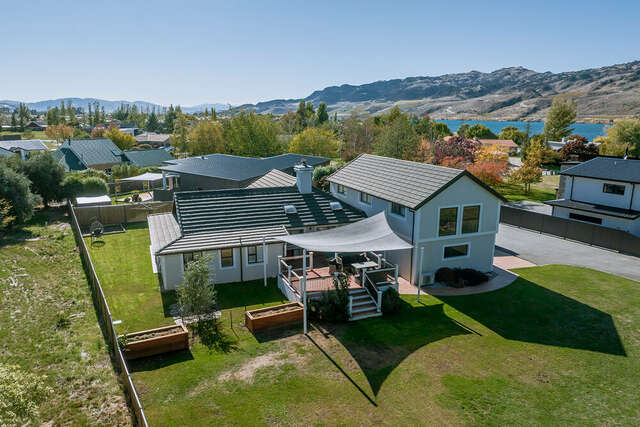32 Pisa Moorings Road