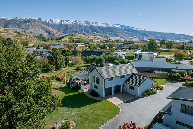 32 Pisa Moorings Road