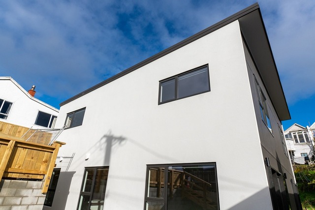 16 Peter Street