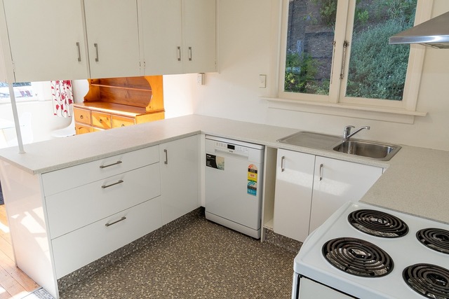 137 Kaikorai Valley Road